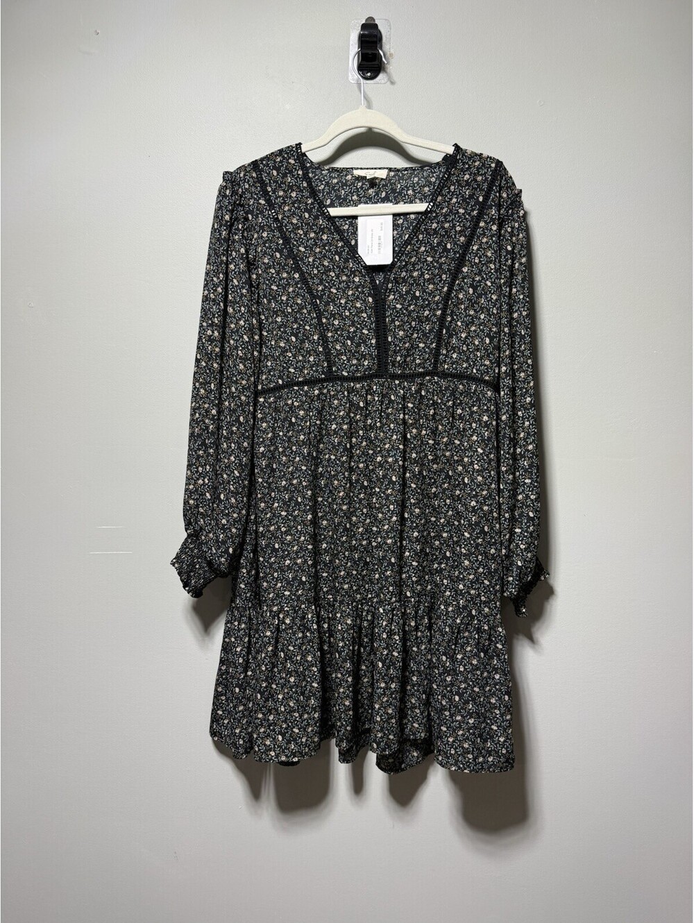 Easel Black Floral Mini Dress Boho Crochet Lace V-Neck Smocked Sleeve S NWT
